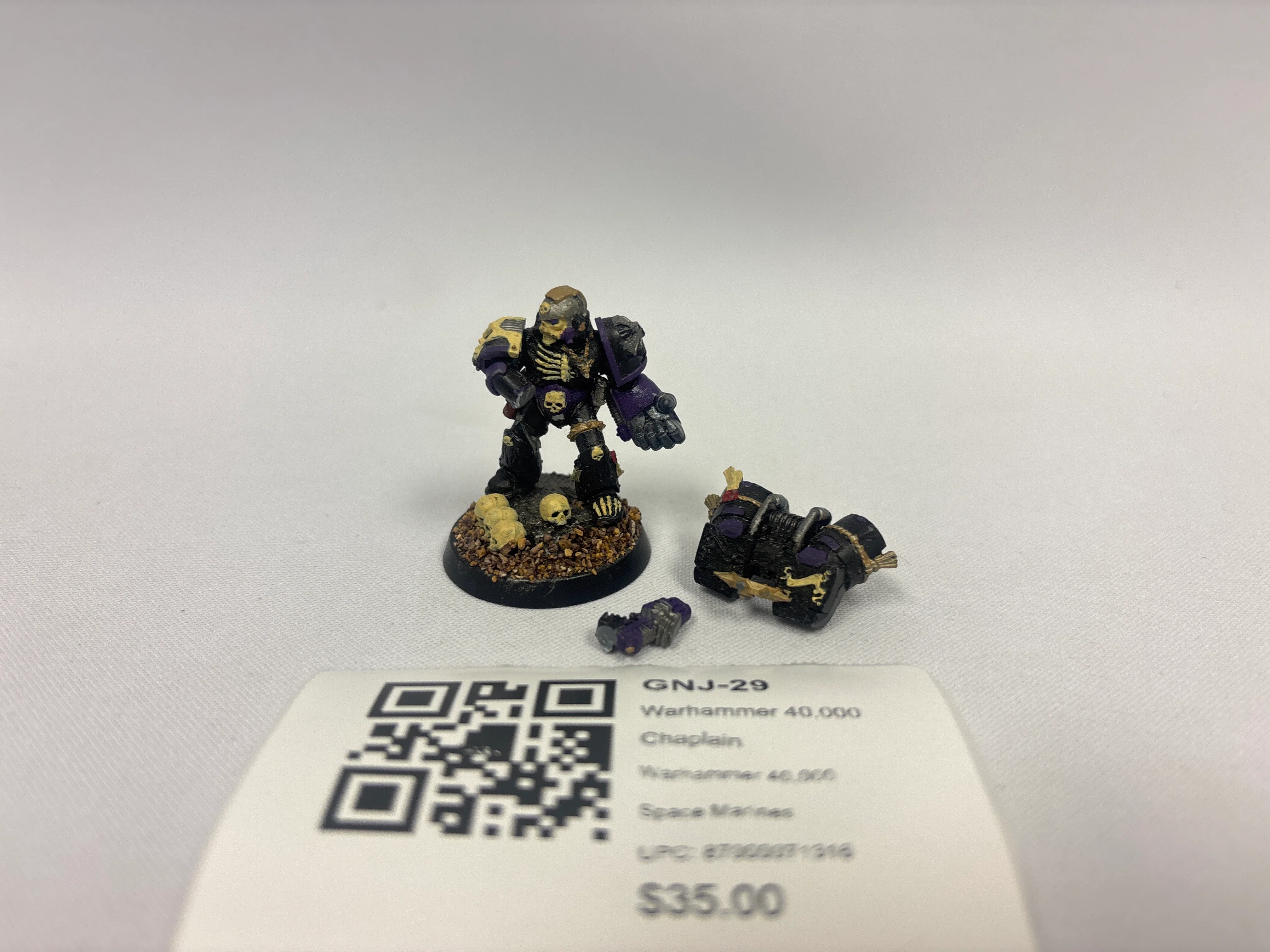 Warhammer 40,000 Chaplain  GNJ-29