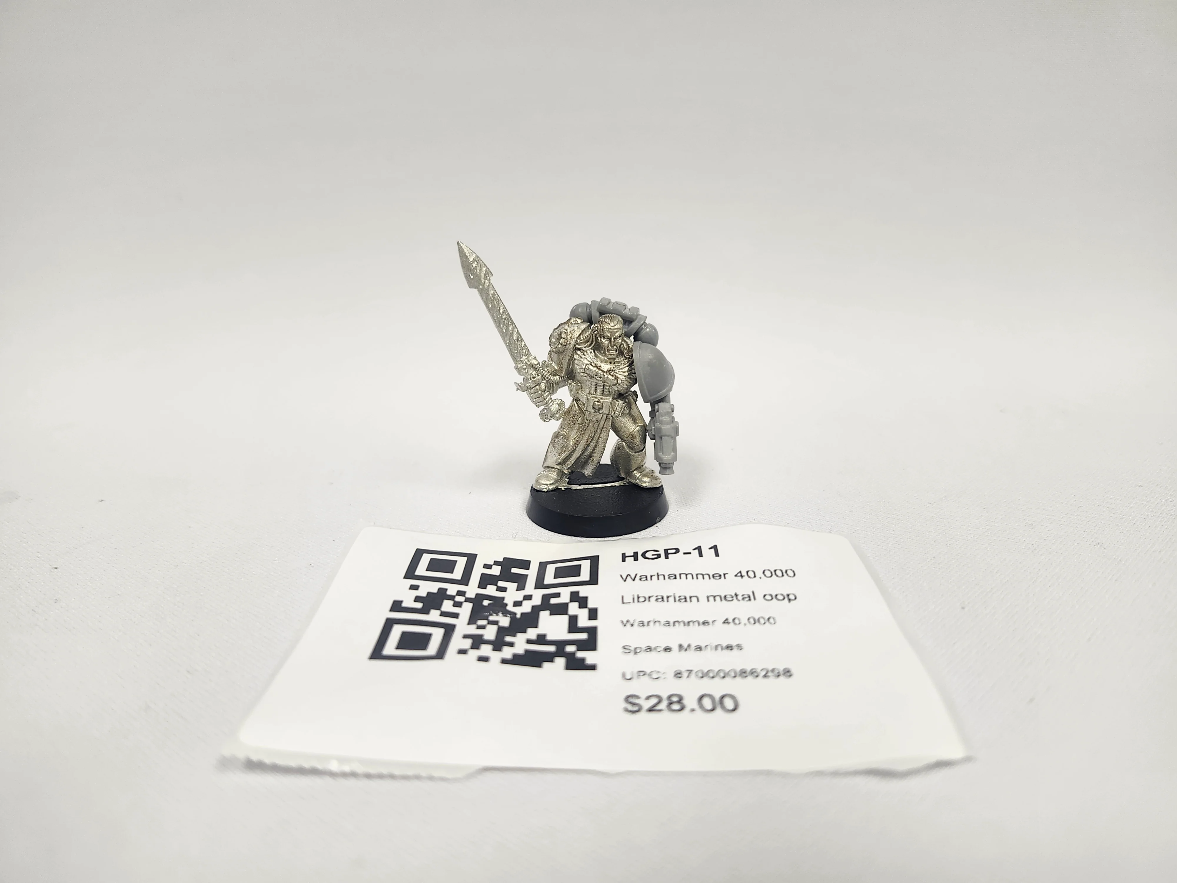Warhammer 40,000 Librarian HGP-11