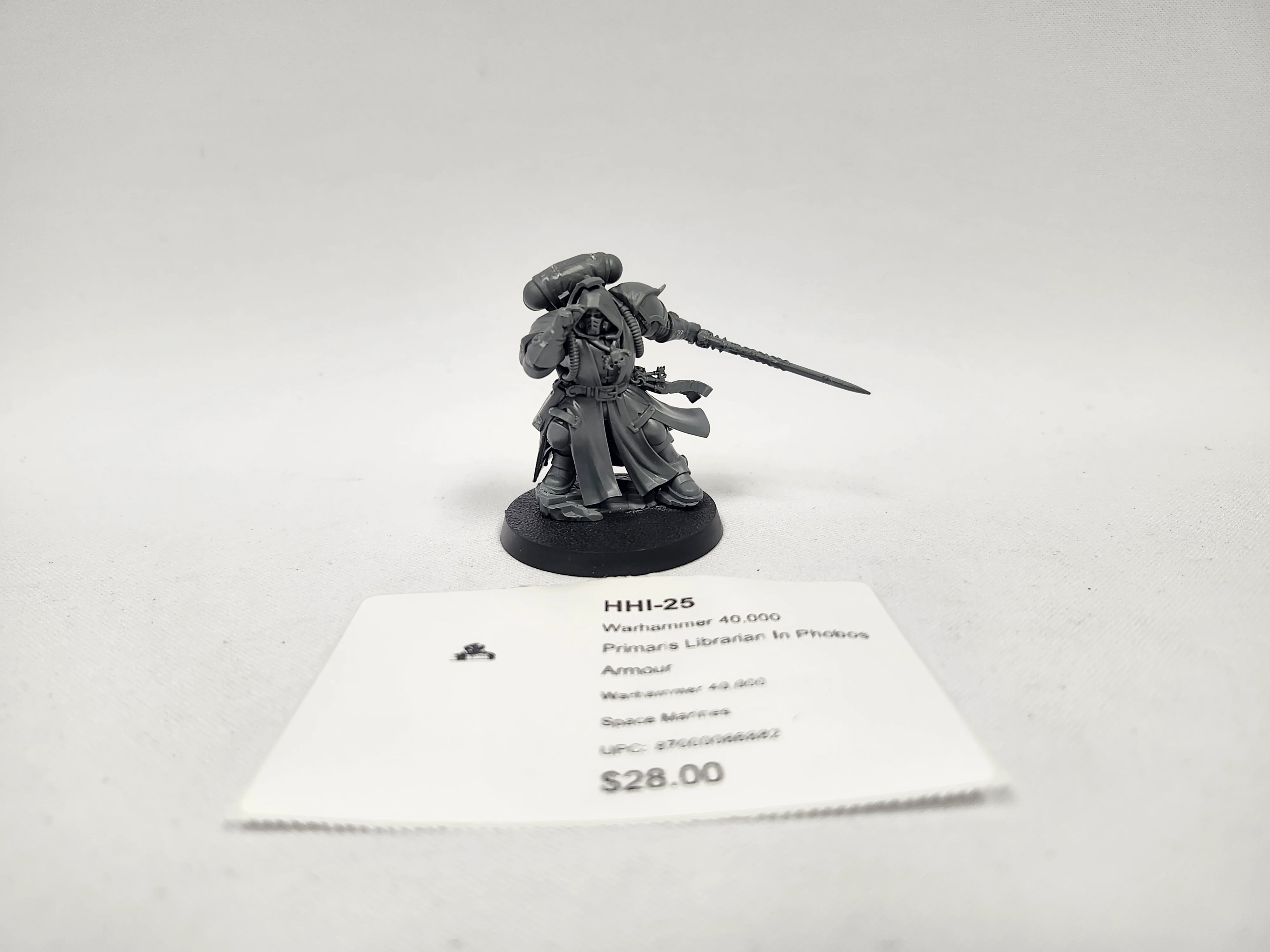 Warhammer 40,000 Primaris Librarian In Phobos Armour HHI-25